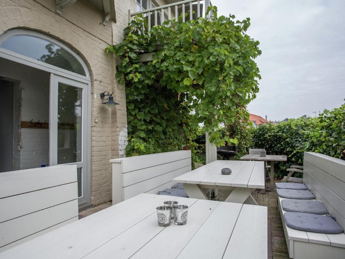 Beautiful Villa 200 Metres From The Sea 科克赛德 外观 照片